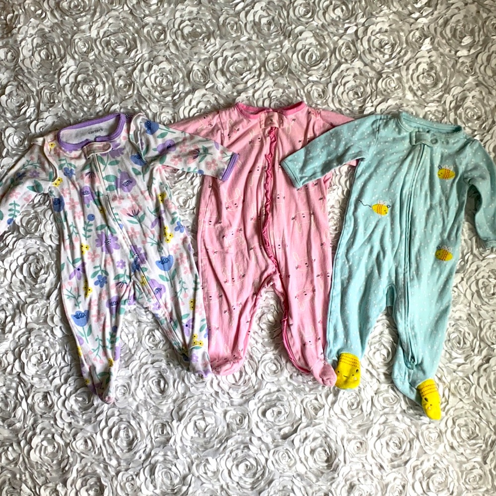 3/$30‎ bundle of 3 footie pajamas size 3 months